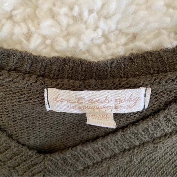 Pacsun Olive Green Slouchy Batwing V Neck Sweater - Picture 2 of 7